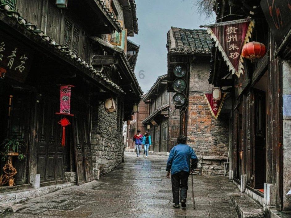 找到旅店窃贼